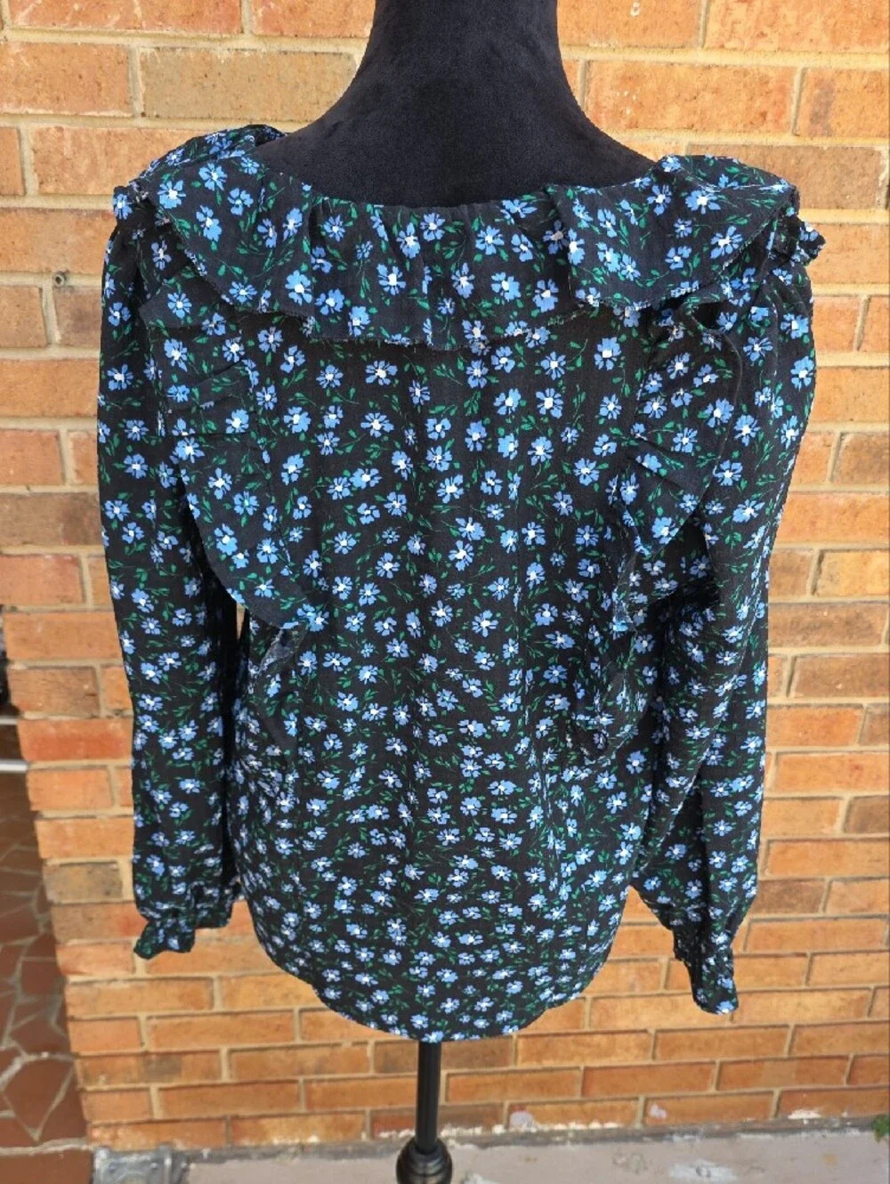 LOFT Black Floral V-Neck Puff-Sleeve Blouse Size M